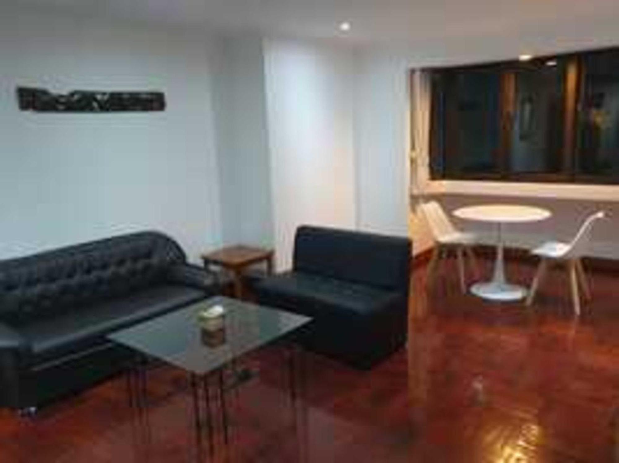 Omni Tower Sukhumvit Soi 4 Direct Apartment Bangkok Exterior photo